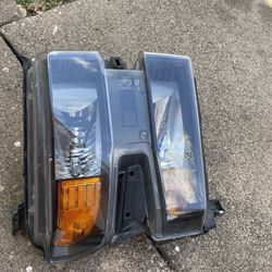 2019 2022 Chevy Silverado Right Headlights Oem Parts 
