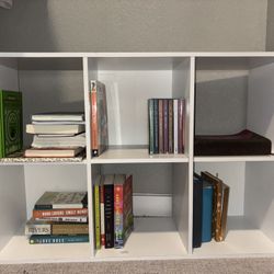 8 Cube Book Shelf 