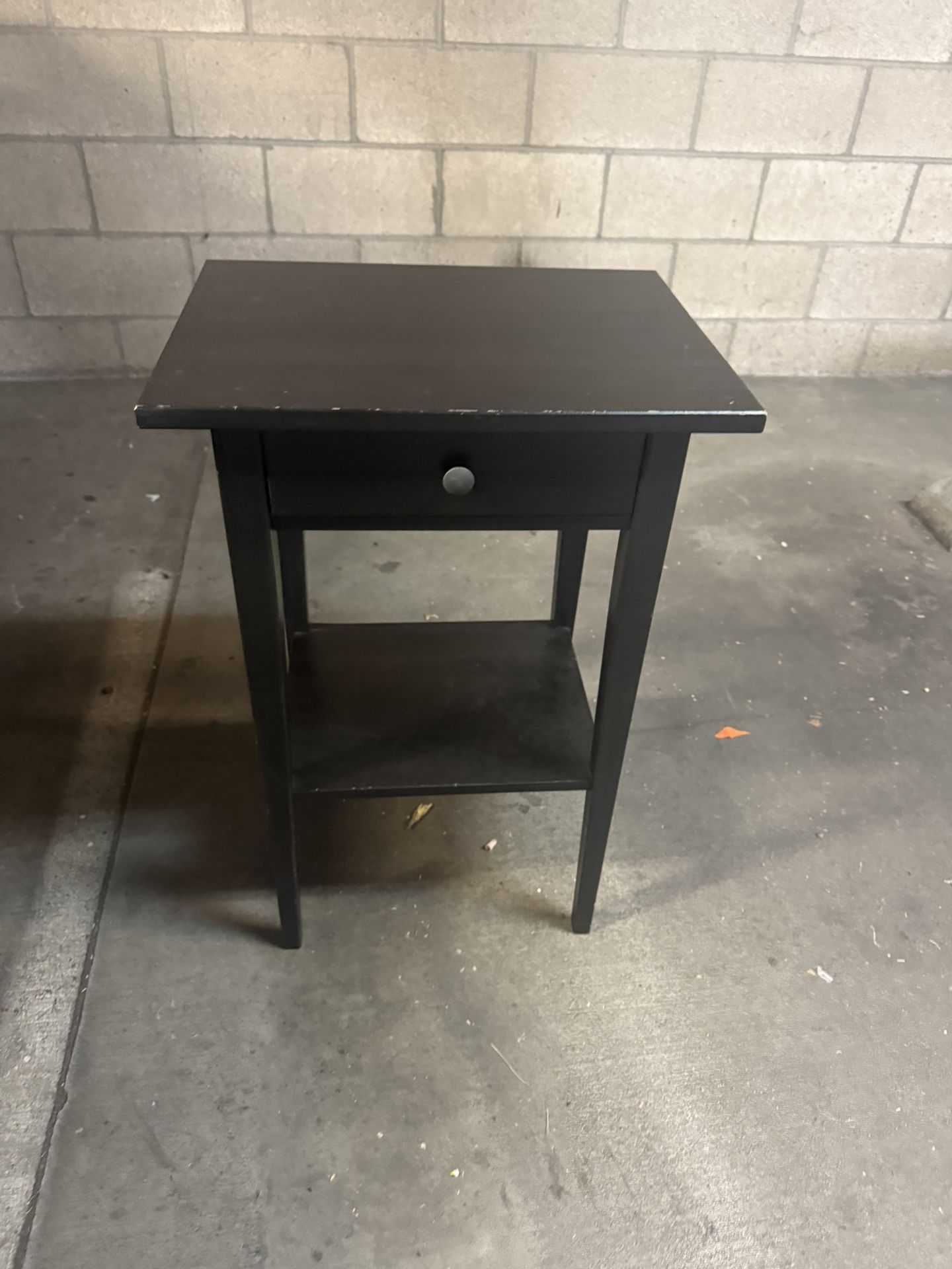 Black End Table With Drawer