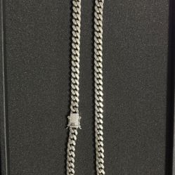 Moissanite Clasp Miami Cuban Link Chain Necklace 925 Silver  10.5mm  24inches  161.36 Grams  Rhodium Plated