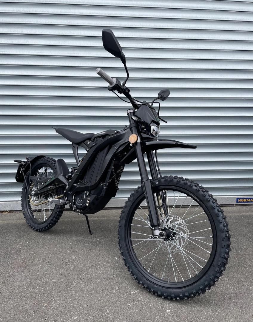 SUR-RON Light Bee L1e Black 2025