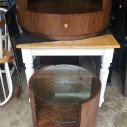 Drexel Heritage Round Cocktail Table and End Table Set