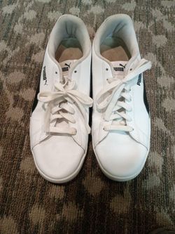 Puma Smash v2 White Sneakers - Size 11