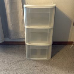 Free Storage Containers - Sterilite Clear View