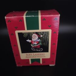 HALLMARK SANTA SOFT LANDING ORNAMENT 
