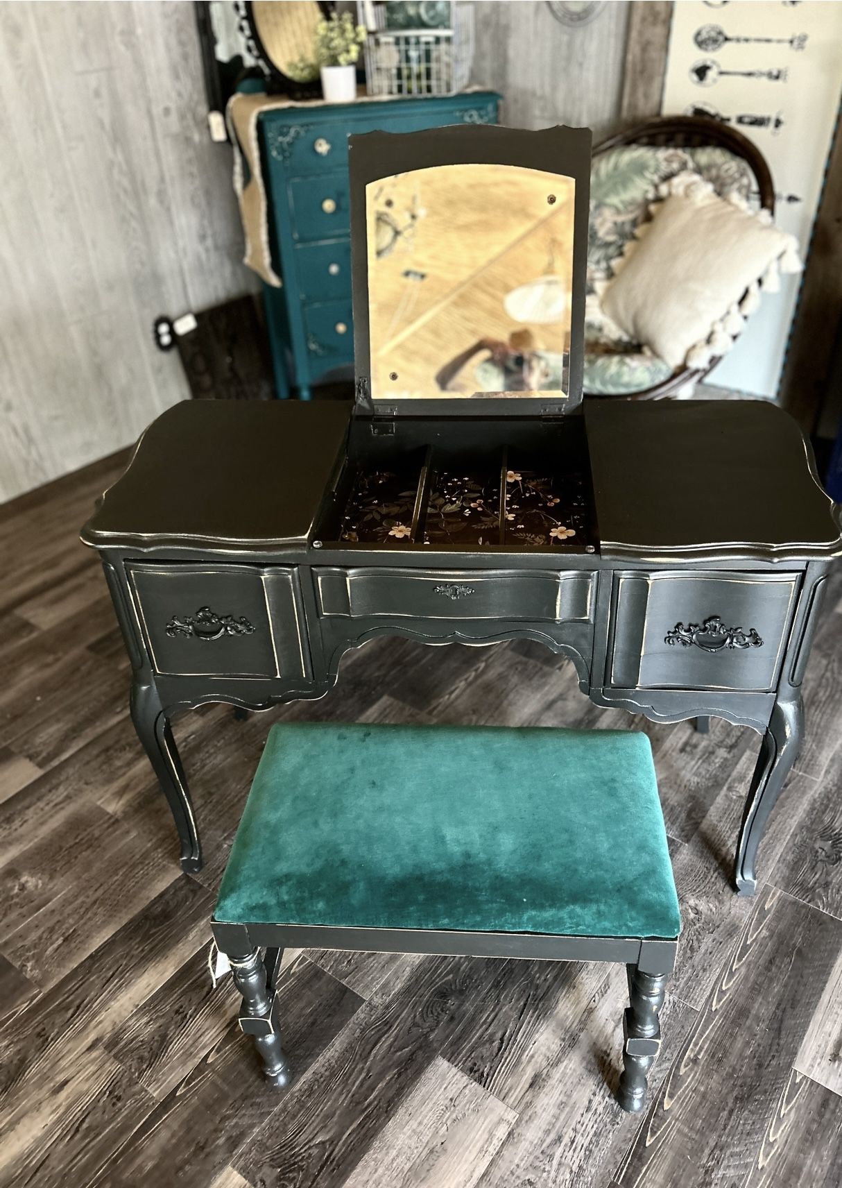 Black French Style Flip Open Vanity / Desk