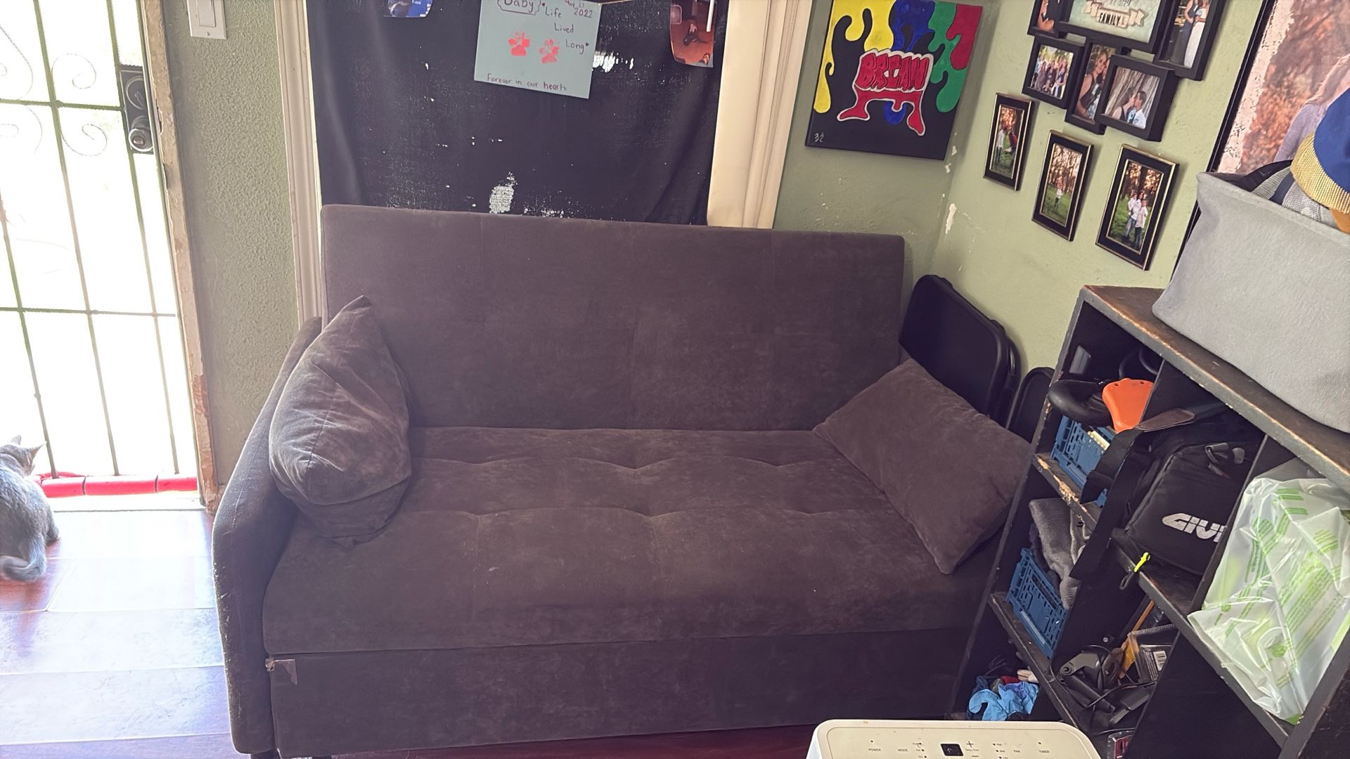 Small Pull Out Sofa
