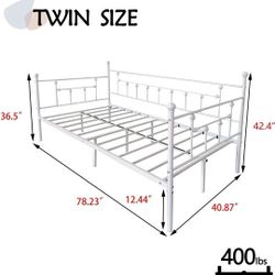 Hot Deal.  🔥     New In A Box White Sturdy Metal Daybed No Box Spring Needed 