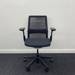 LIKE NEW STEELCASE THINK V2 OFFICE CHAIR BLACK FABRIC FULLY LOADED WITH LUMBAR SUPPORT! 