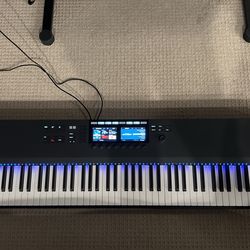 Komplete Kontrol S88 MK2 Midi Controller