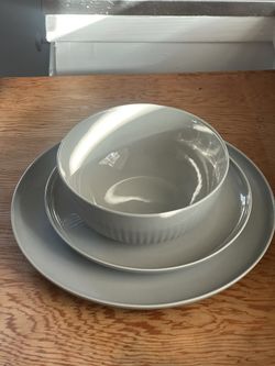 Crate And Barrel Hotel Collection Modern Plates And Bowls