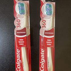 2Pack Colgate 360° Optic White Whitening Adult Toothbrush, Soft