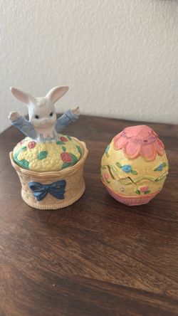 2- pice Easter decor