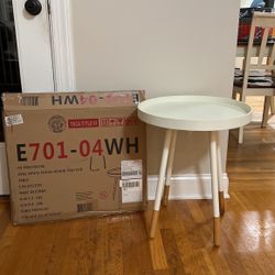 New Inspire Mid-Century Tray Top Accent Table