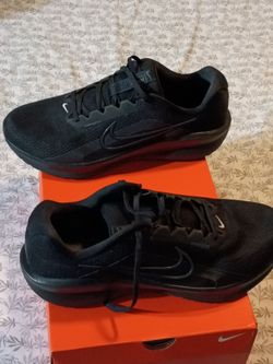 Nike downshifters size 14