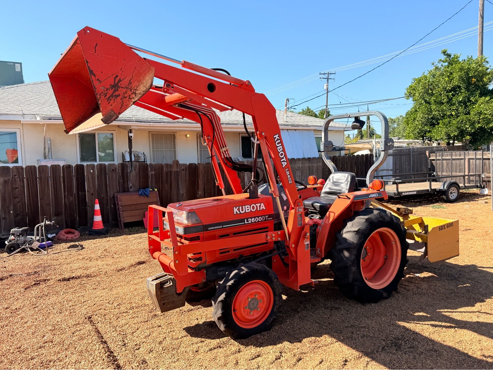 kubota L2600