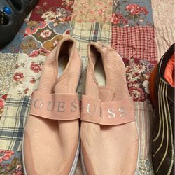 Guess Size 8