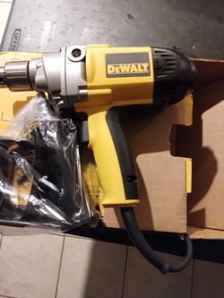 1/2 (13 Mm) Spade Handle Drill ...(DeWalt )
