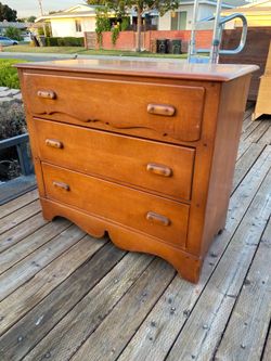 Vintage maple dresser