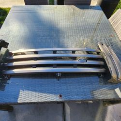 RANGE ROVER HSE FRONT AND FENDER GRILLS