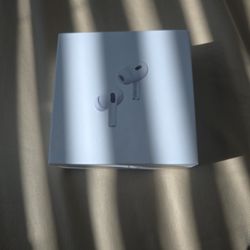 Airpod Pro 2 USB LIGHTNING (excellent, Never Worn)