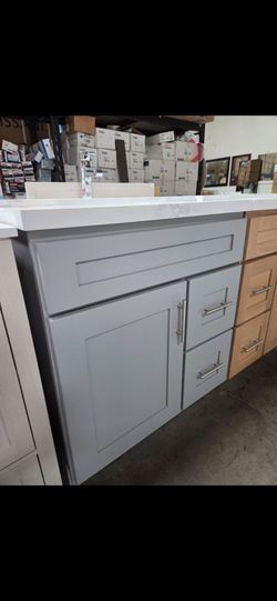 Gray Shaker Style 30" Bathroom Vanity with Marble Top( faucet not included)