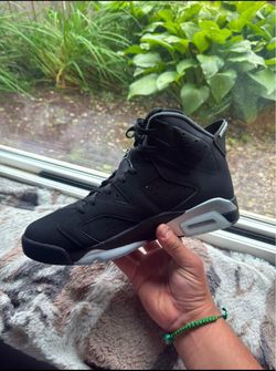 Air Jordan retro 6’s size 12