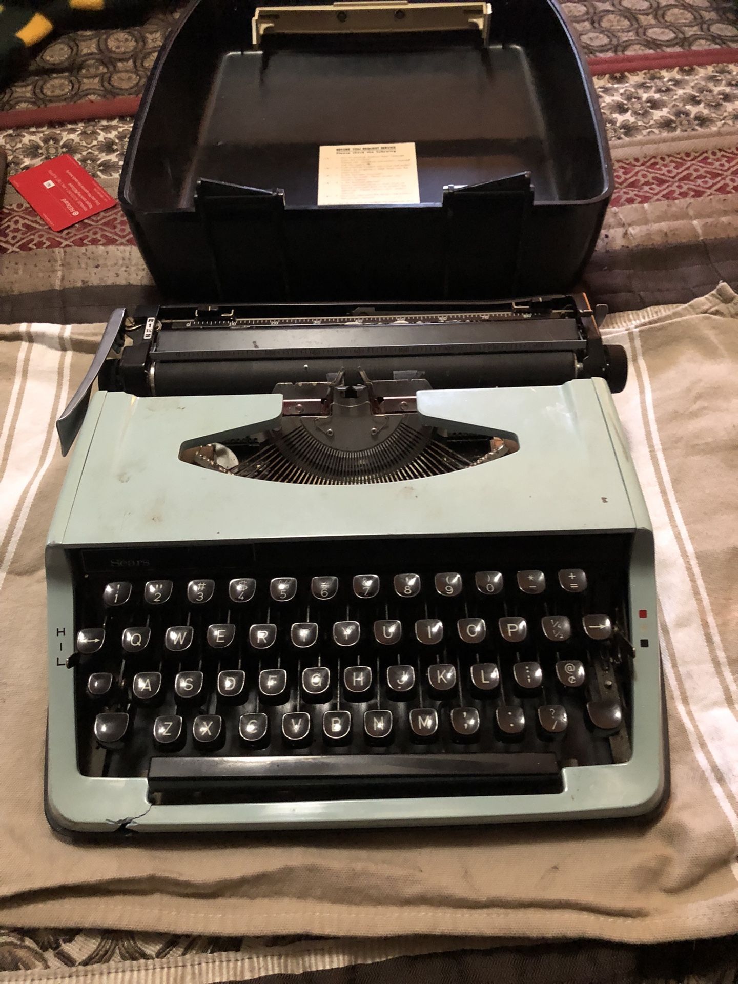 Sears Manual Typewriter With Case Made In Japan Most Keys Work Has Small Crack At Bottom