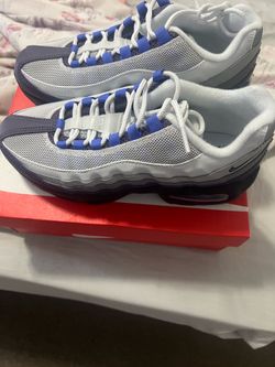 Air max size 7 grade school
