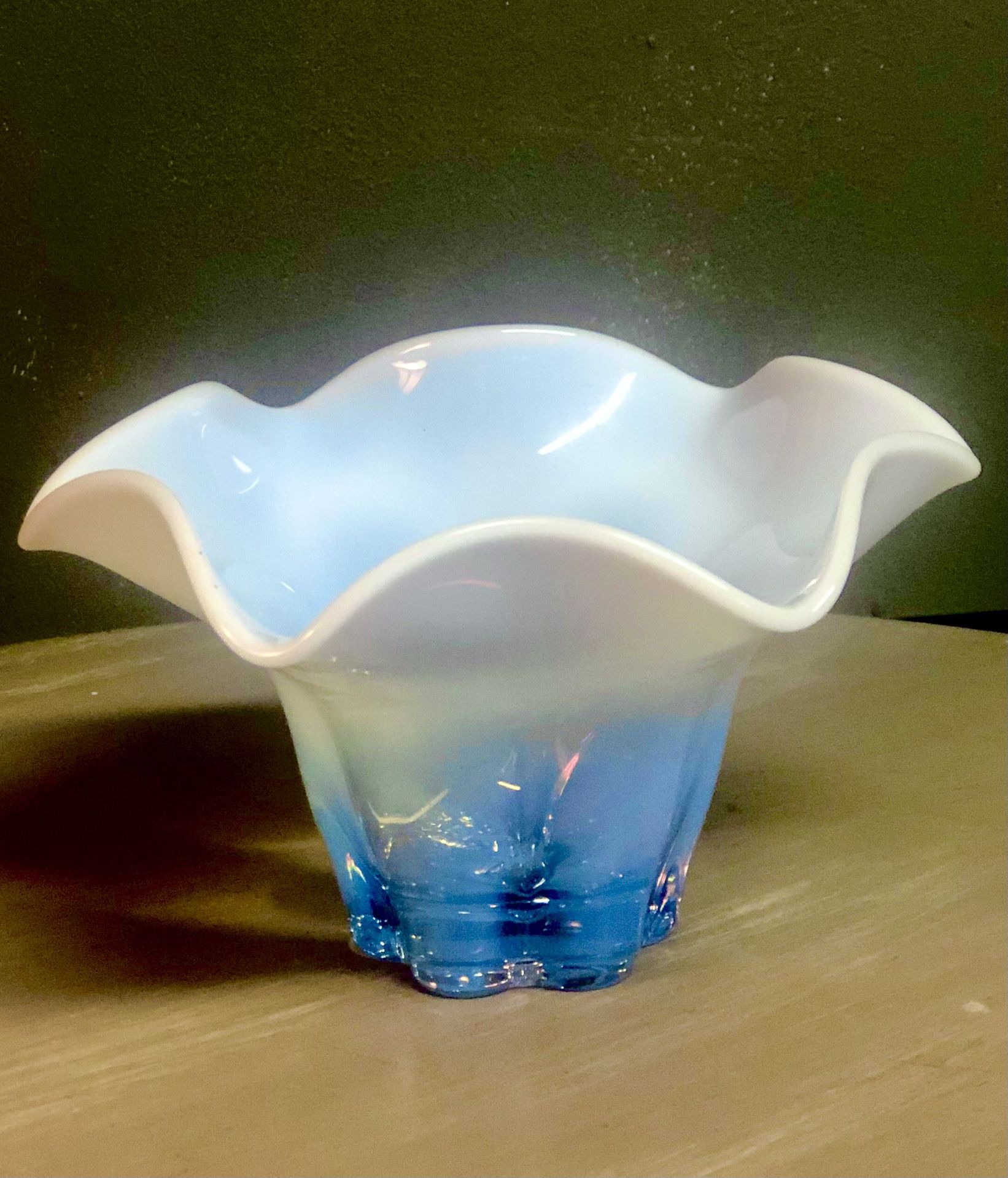 Duncan Miller Vintage Blue Opalescent Glass Canterbury 4x6”Ruffled Edge Vase