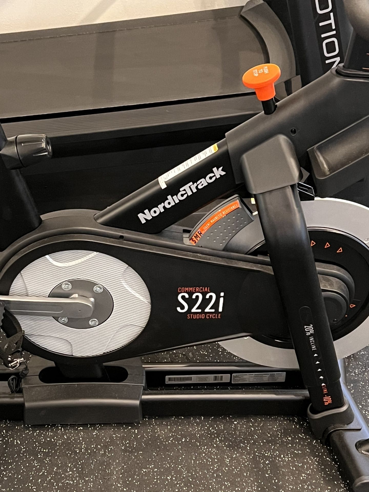 NordicTrack S22i Commercial Studio Cycle