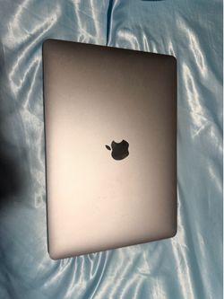 M1 MacBook Pro (8 GB RAM/256 GB Storage)
