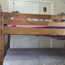 Twin Bunkbed With Both Mattress 