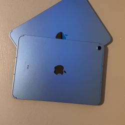2x iPads 10th Gen WiFi + Cellular ! $500 Or Best Offer For Both