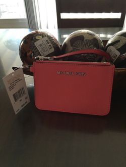 Authentic Michael Kors wristlet