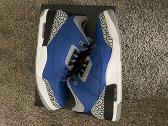 Varsity blue Jordan 3