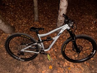 IBIS RIPMO MOUNTAIN BIKE