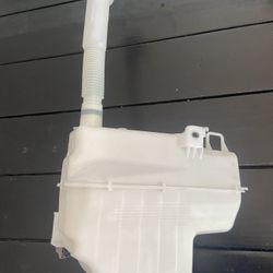 2021 Mazda CX30 Washer Reservoir