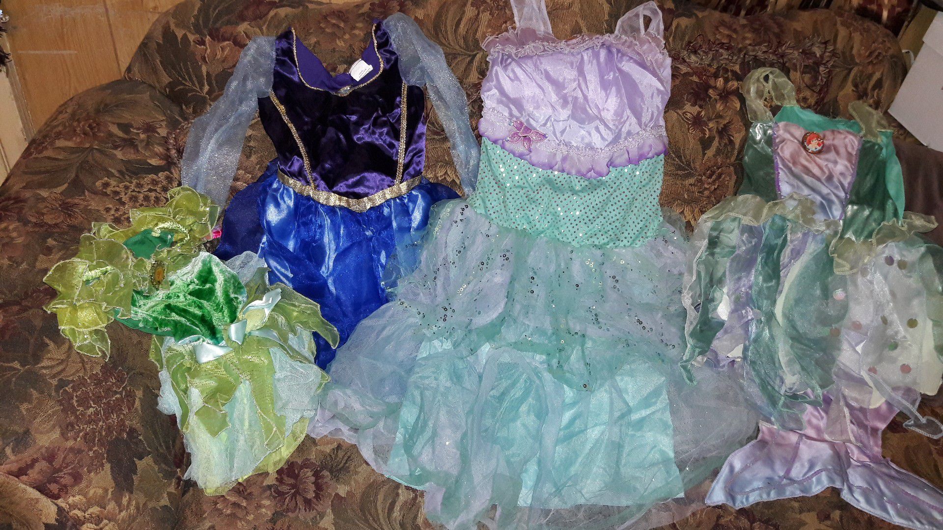 Little girls Costume dresses. $6 each
