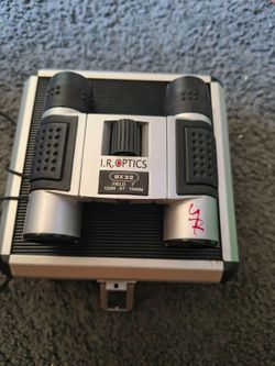 I.R Optics binoculars 8X22 field 122m at 1000m