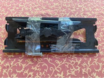 Sanus Tilting TV Wall Mount Bracket With Hardware $15 OBO
