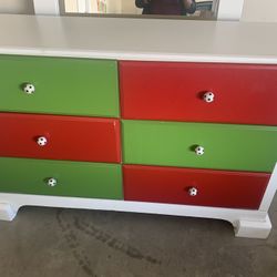 Kids Dresser and Nightstand 