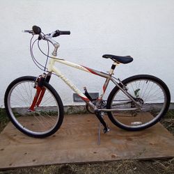 TREK NAVIGATOR 200 ALUM FRAME ATB MTN BIKE REFURBISHED OBO 