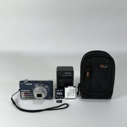 Samsung ST65 Blue 14.2MP Digital Camera with 8GB Memory, Charger & Battery