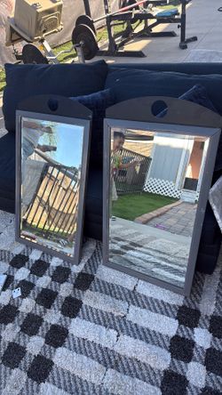 Mirrors set
