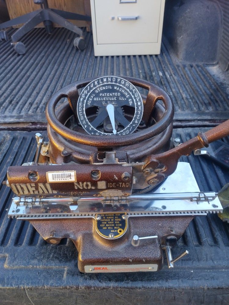 Ideal Stencil Machine