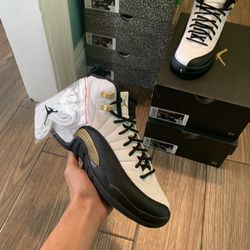 Jordan 12s Royalty Size 5y(x2)