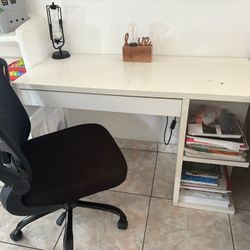 Chair And Desk 