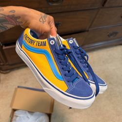 Comics and Vans