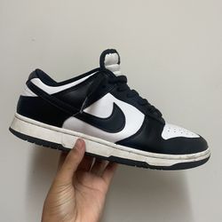 Panda Dunks Low Size 9 